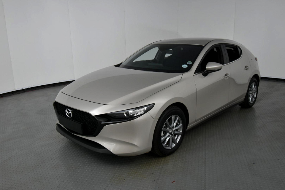 2025 MAZDA MAZDA3 HATCH 1.5 DYNAMIC EDITION FWD AT