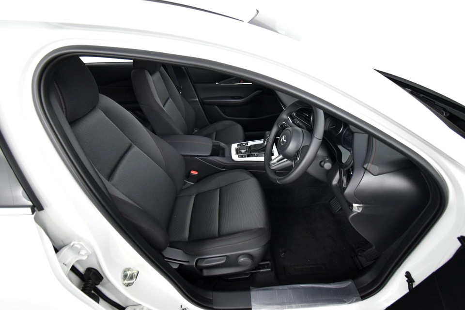 2026 MAZDA CX-30 2.0 CARBON EDITION AT