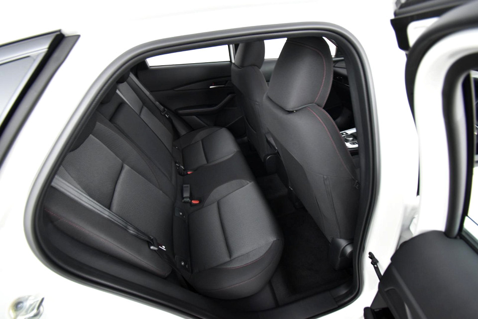 2026 MAZDA CX-30 2.0 CARBON EDITION AT