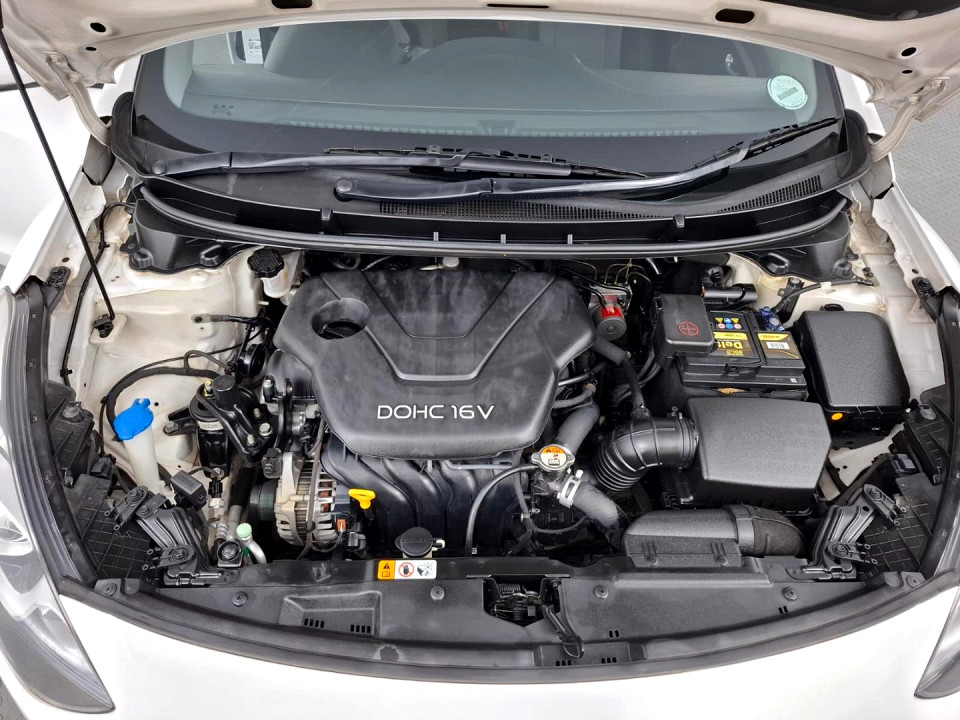 2015 HYUNDAI i30 1.6 PREMIUM