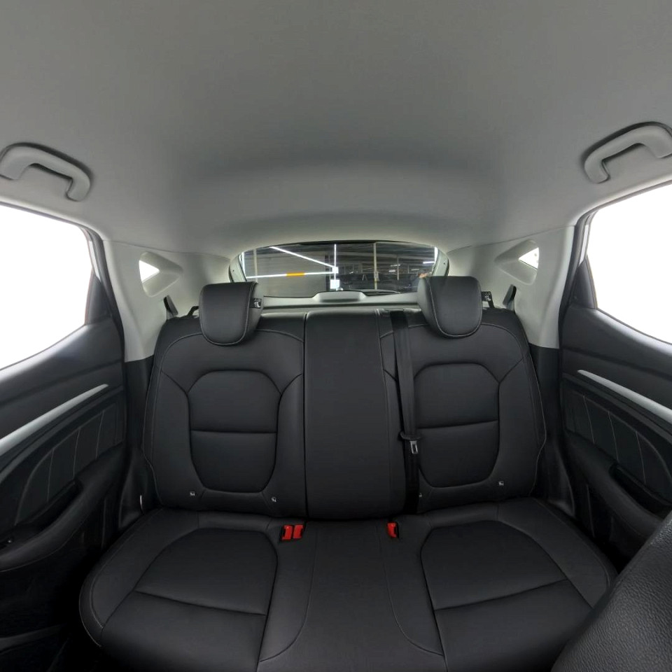 2025 MG ZS 1.5 LUXURY AT