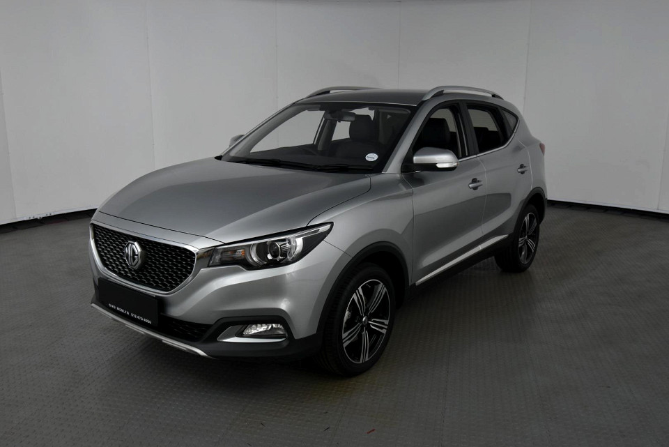 2025 MG ZS 1.5 LUXURY AT