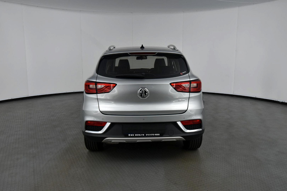 2025 MG ZS 1.5 LUXURY AT