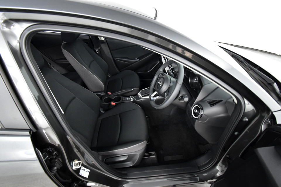 2026 MAZDA MAZDA2 HATCH 1.5 DYNAMIC EDITION FWD AT