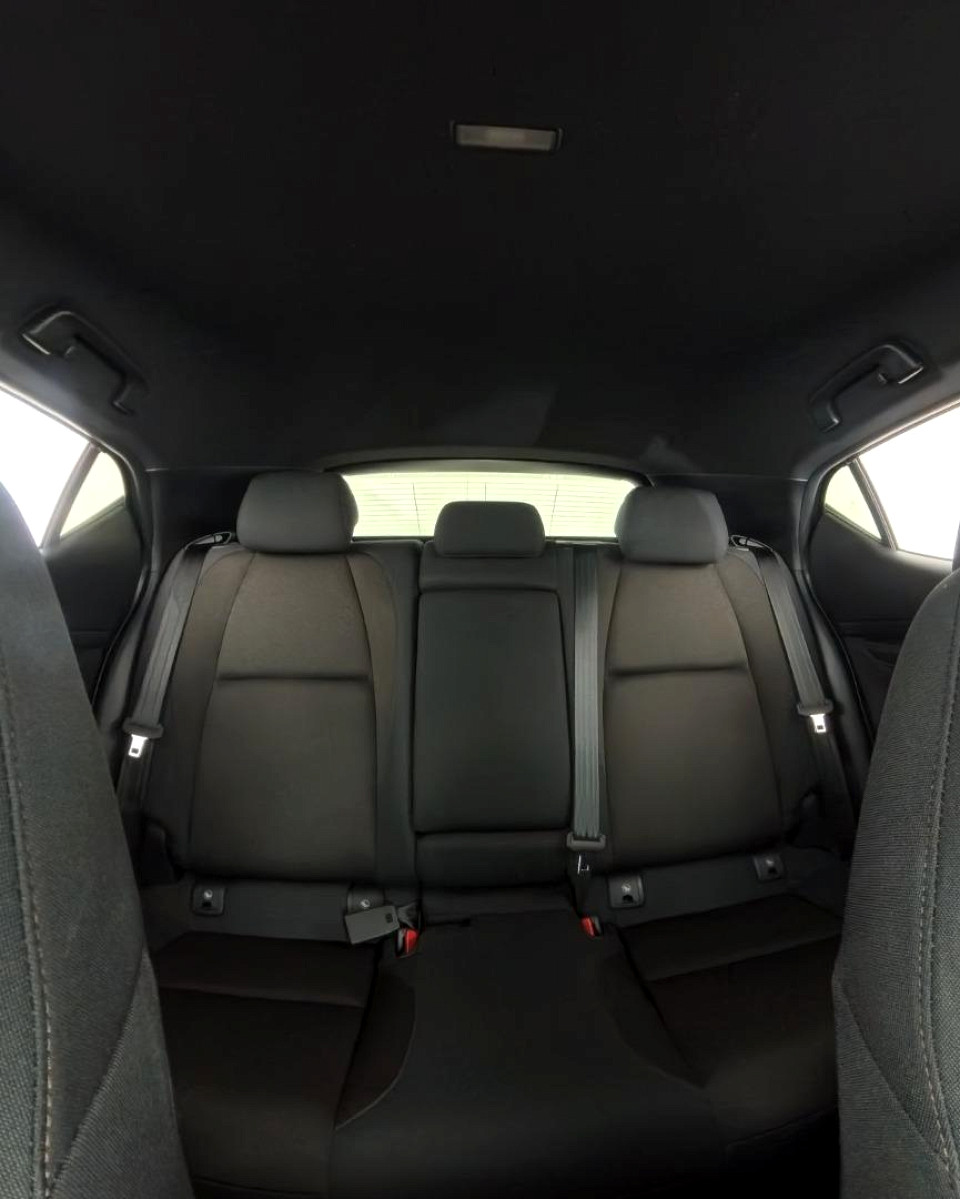 2025 MAZDA MAZDA3 HATCH 1.5 DYNAMIC EDITION FWD AT