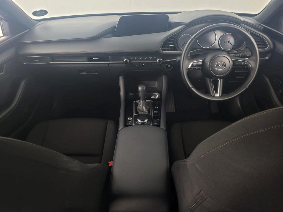 2025 MAZDA MAZDA3 HATCH 1.5 DYNAMIC EDITION FWD AT