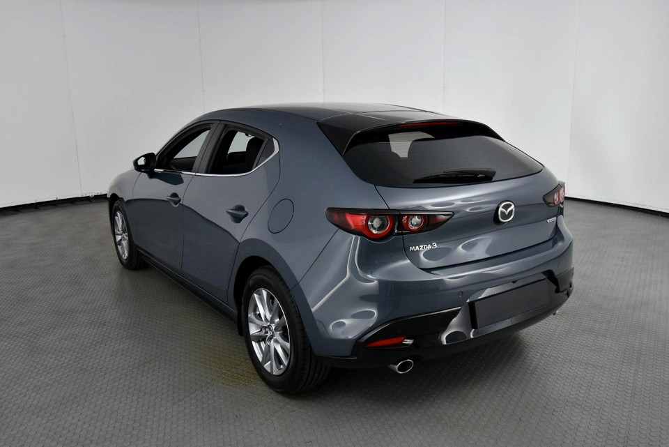 2025 MAZDA MAZDA3 HATCH 1.5 DYNAMIC EDITION FWD AT