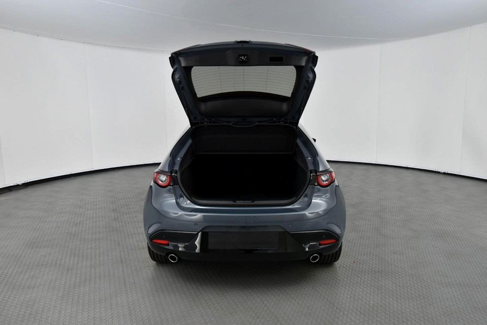 2025 MAZDA MAZDA3 HATCH 1.5 DYNAMIC EDITION FWD AT