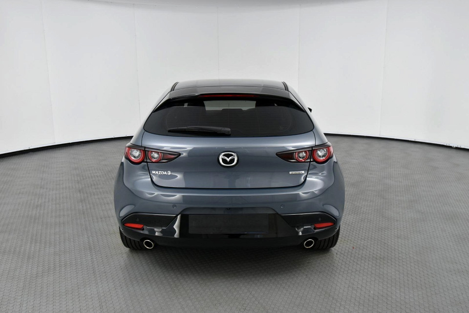 2025 MAZDA MAZDA3 HATCH 1.5 DYNAMIC EDITION FWD AT