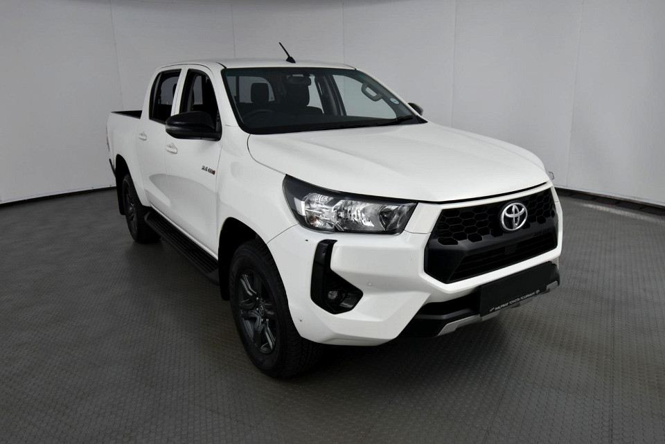 2025 TOYOTA HILUX 2.4 GD-6 RAIDER D CAB 6AT 4X4