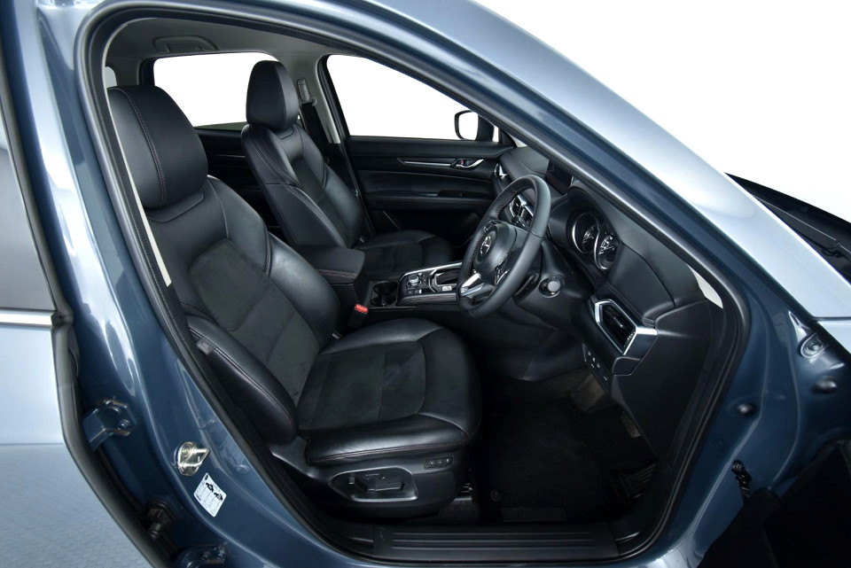 2023 MAZDA CX-5 2.0 CARBON EDITION FWD AT