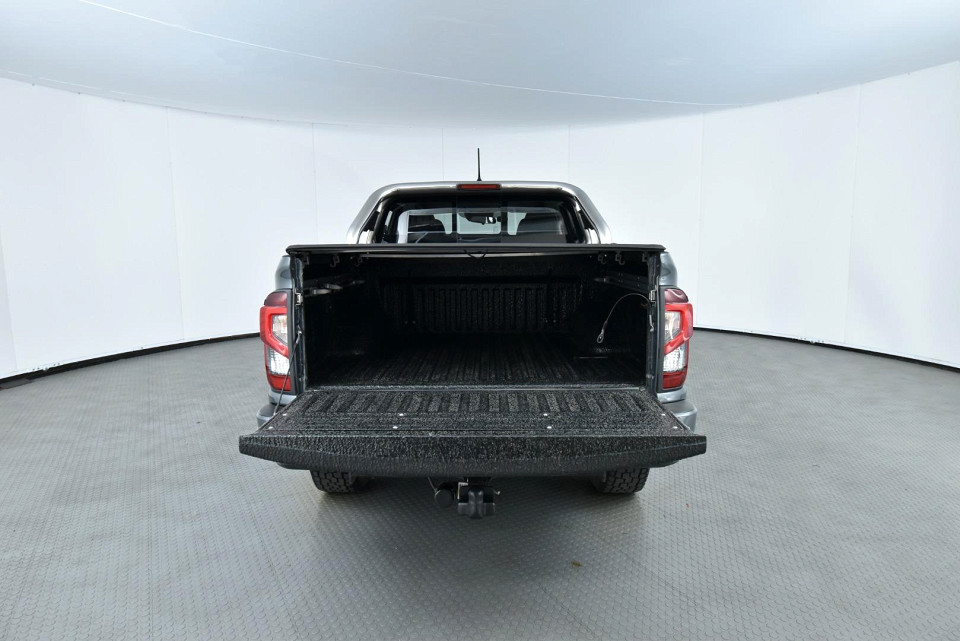 2023 NISSAN NAVARA 2.5D LE 4X2 D CAB AT