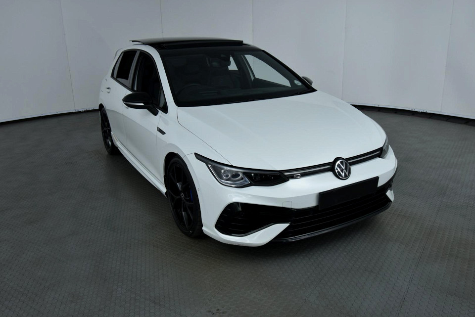 2025 VOLKSWAGEN GOLF 8 2.0 GTI R