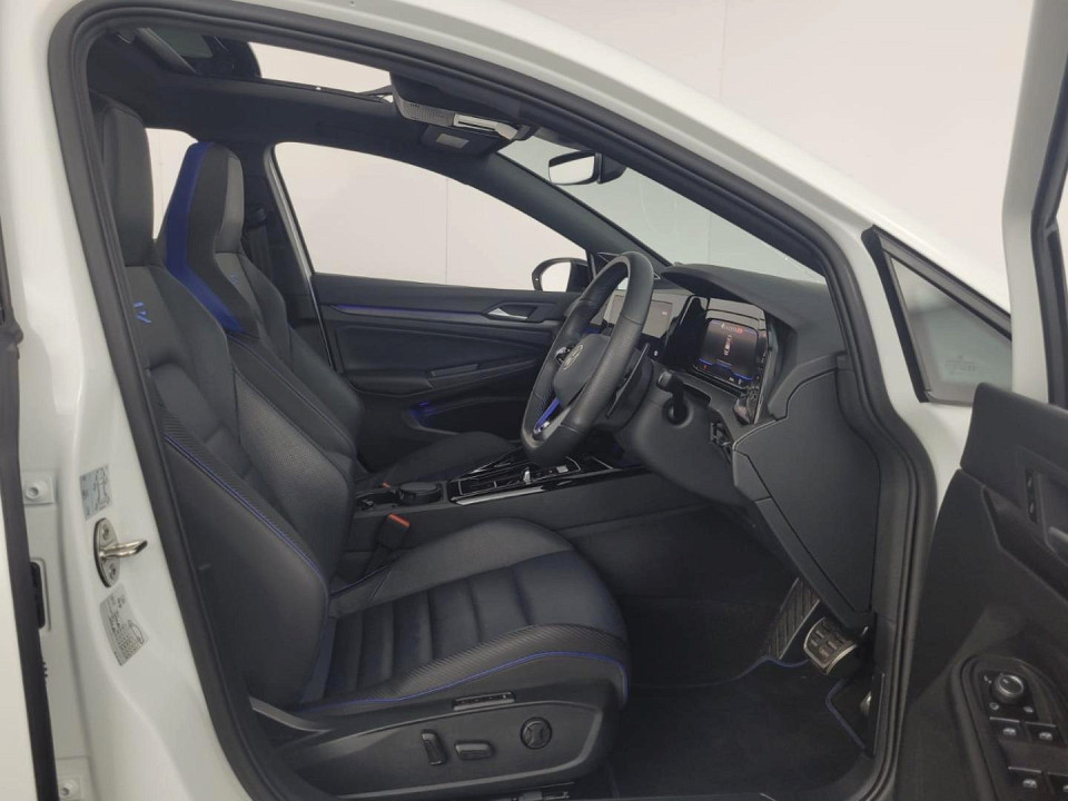 2025 VOLKSWAGEN GOLF 8 2.0 GTI R