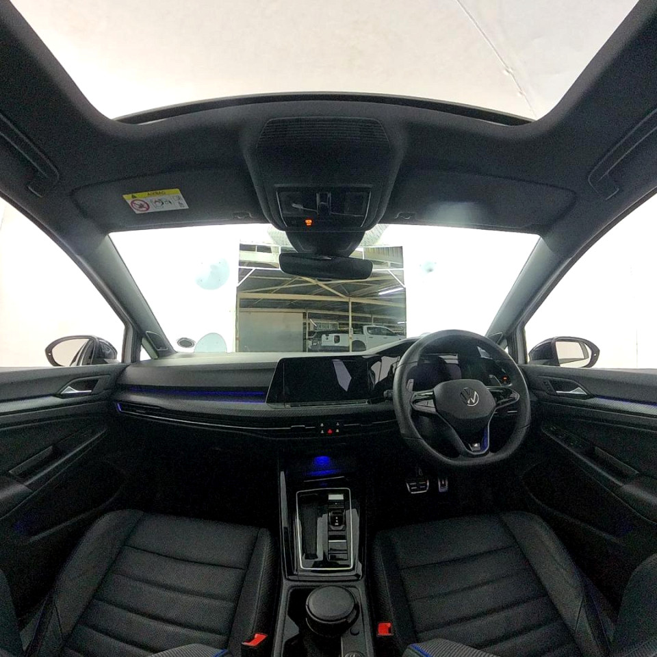 2025 VOLKSWAGEN GOLF 8 2.0 GTI R