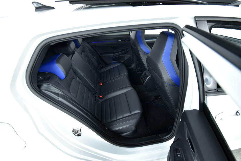 2025 VOLKSWAGEN GOLF 8 2.0 GTI R