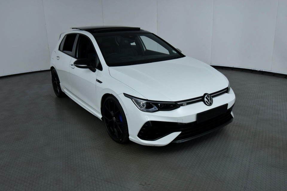 2025 VOLKSWAGEN GOLF 8 2.0 GTI R