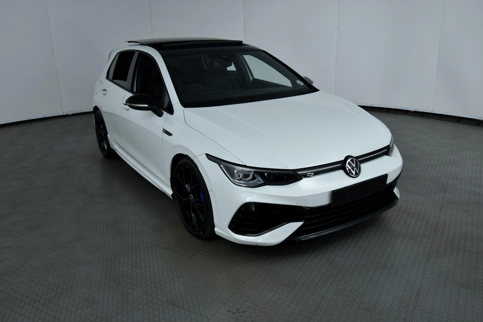 2025 VOLKSWAGEN GOLF 8 2.0 GTI R