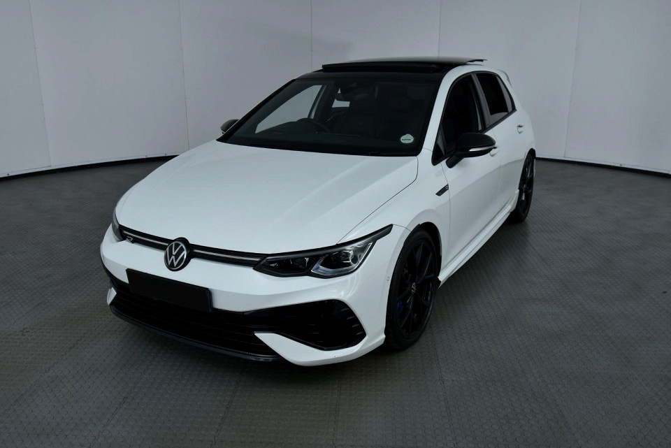 2025 VOLKSWAGEN GOLF 8 2.0 GTI R