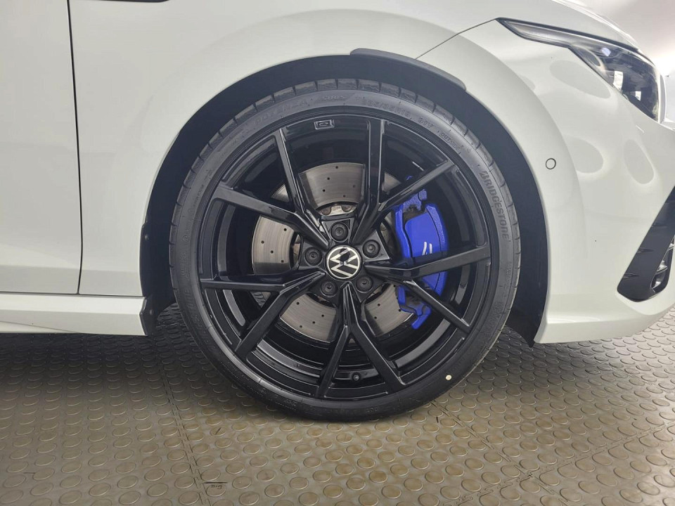 2025 VOLKSWAGEN GOLF 8 2.0 GTI R