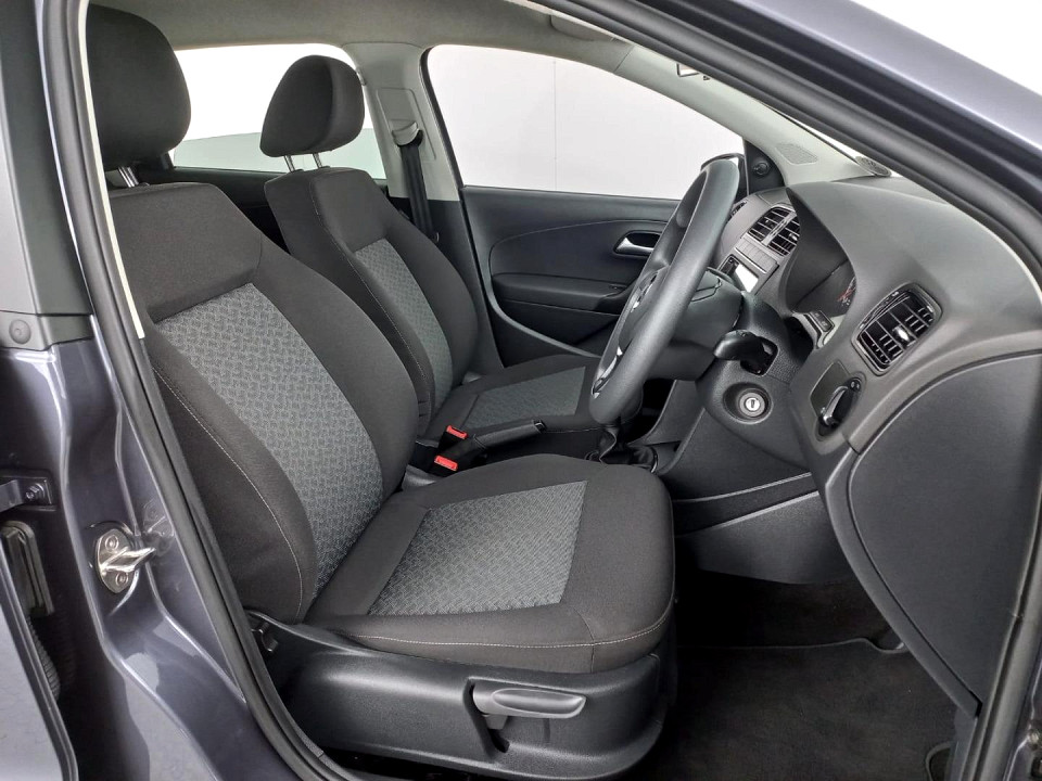 2025 VOLKSWAGEN POLO VIVO HATCH 1.4 LIFE
