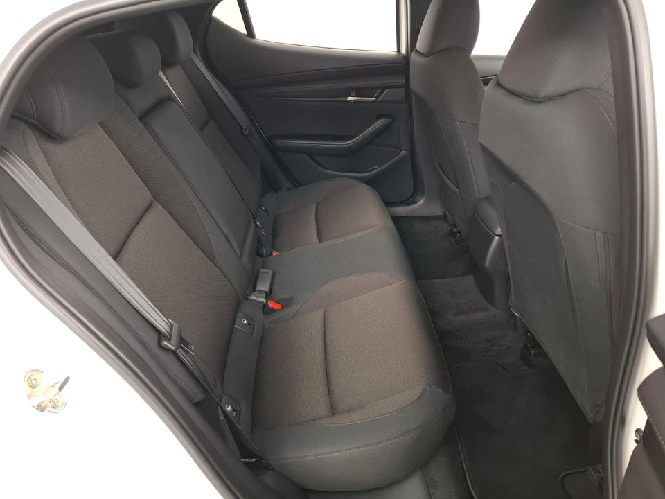 2026 MAZDA MAZDA3 HATCH 1.5 DYNAMIC EDITION FWD AT