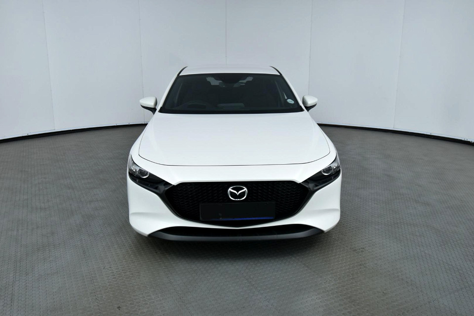 2026 MAZDA MAZDA3 HATCH 1.5 DYNAMIC EDITION FWD AT