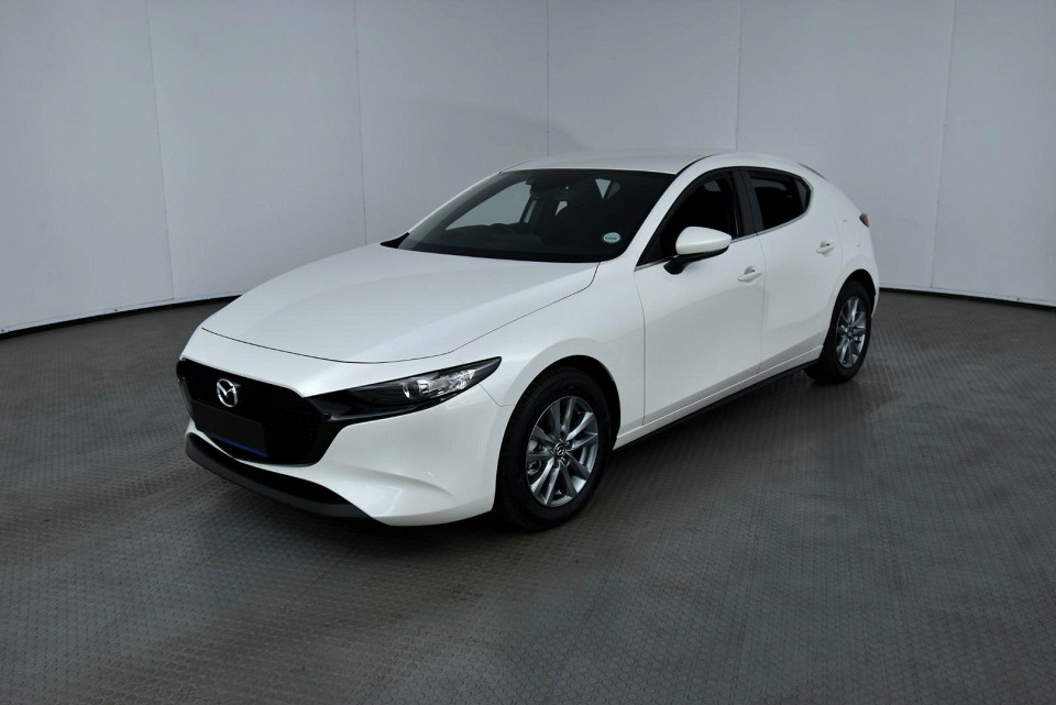 2026 MAZDA MAZDA3 HATCH 1.5 DYNAMIC EDITION FWD AT