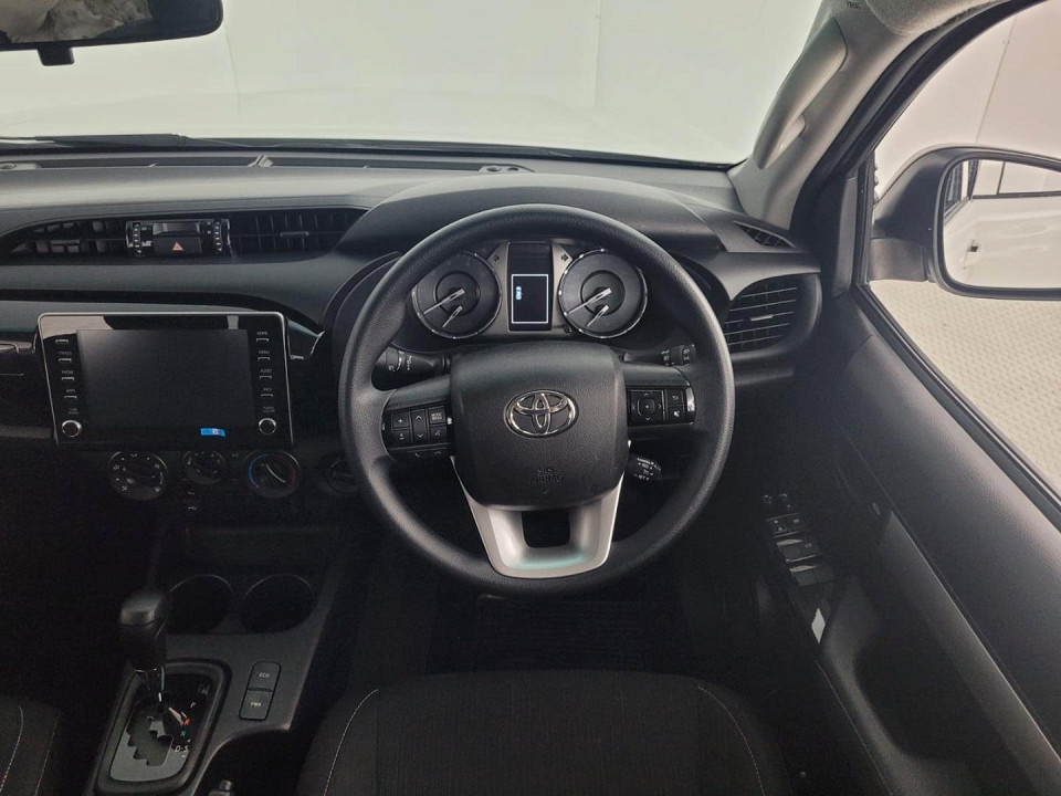 2025 TOYOTA HILUX 2.4 GD-6 RAIDER D CAB 6AT 4X4