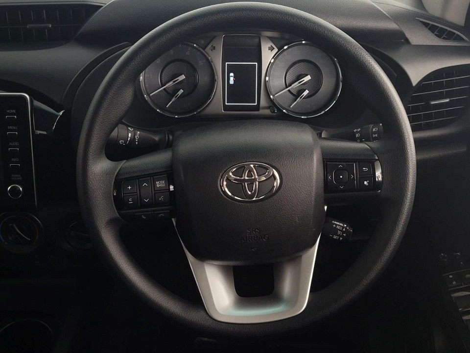 2025 TOYOTA HILUX 2.4 GD-6 RAIDER D CAB 6AT 4X4