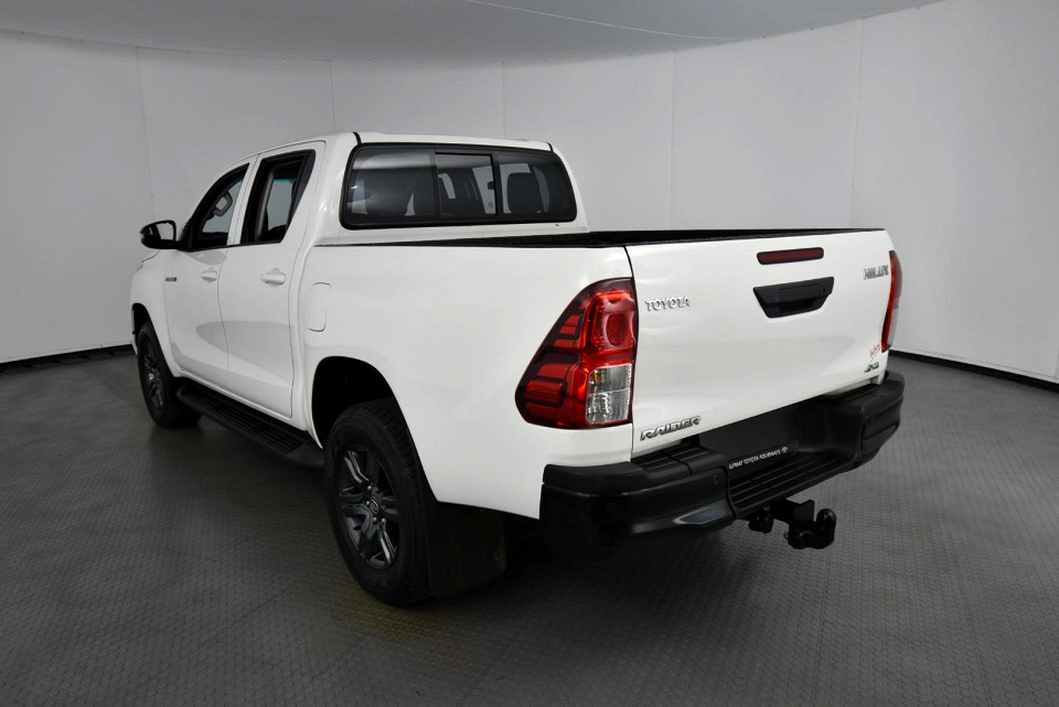 2025 TOYOTA HILUX 2.4 GD-6 RAIDER D CAB 6AT 4X4