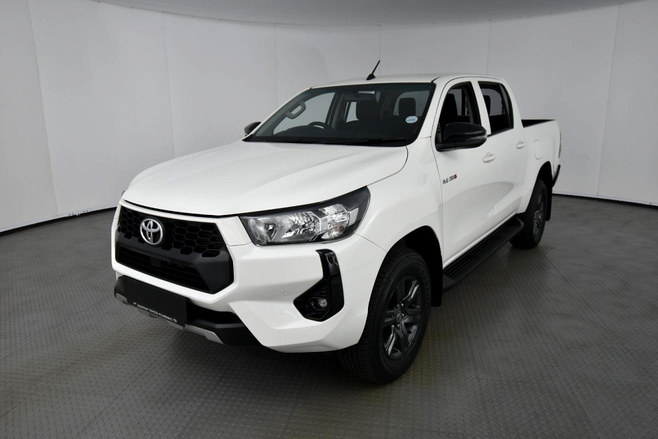 2025 TOYOTA HILUX 2.4 GD-6 RAIDER D CAB 6AT 4X4
