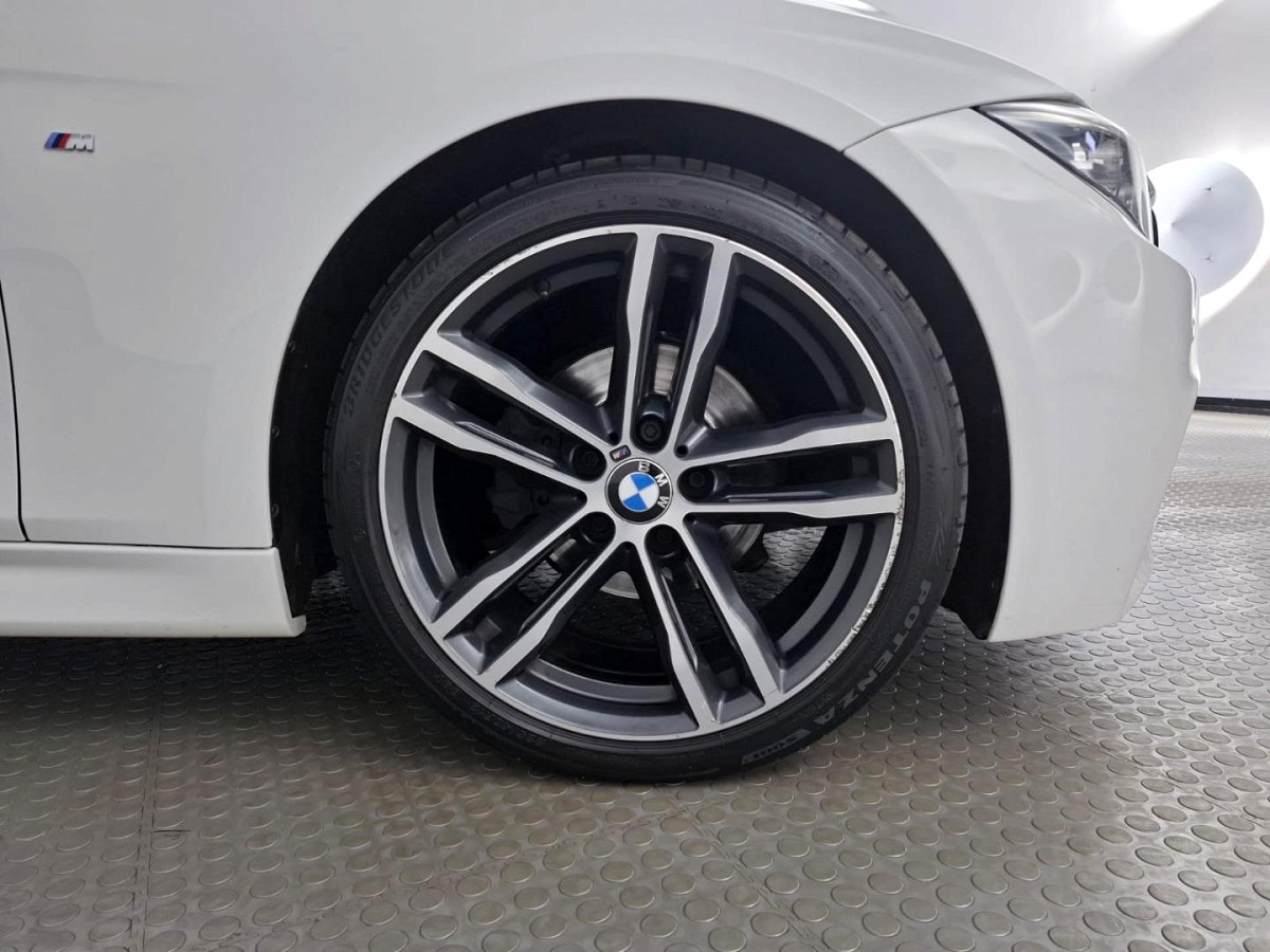 2018 BMW 3 SERIES SEDAN 320i M SPORT STEPTRONIC