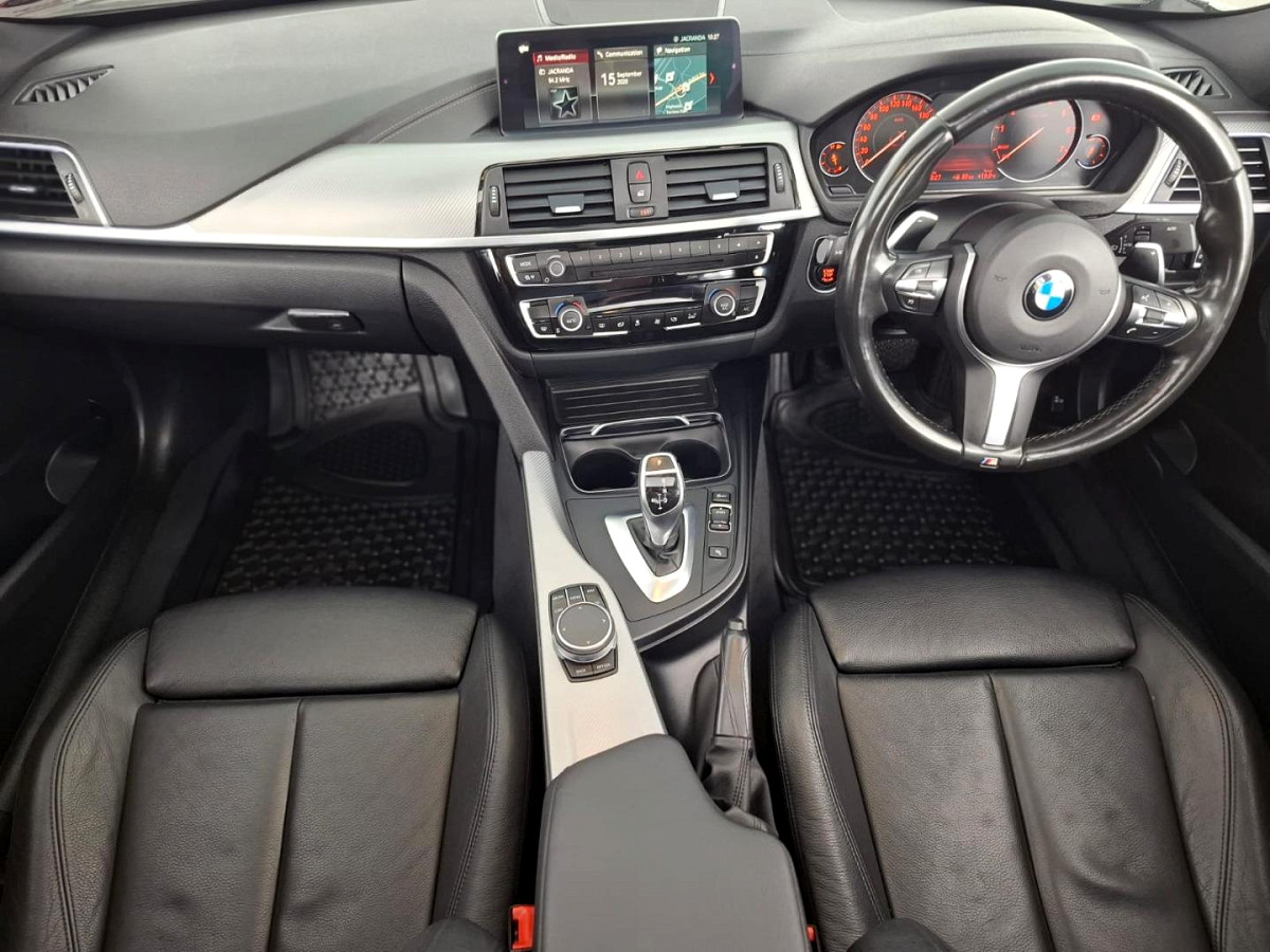 2018 BMW 3 SERIES SEDAN 320i M SPORT STEPTRONIC