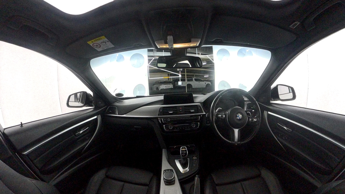 2018 BMW 3 SERIES SEDAN 320i M SPORT STEPTRONIC