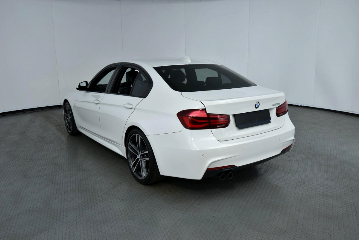 2018 BMW 3 SERIES SEDAN 320i M SPORT STEPTRONIC