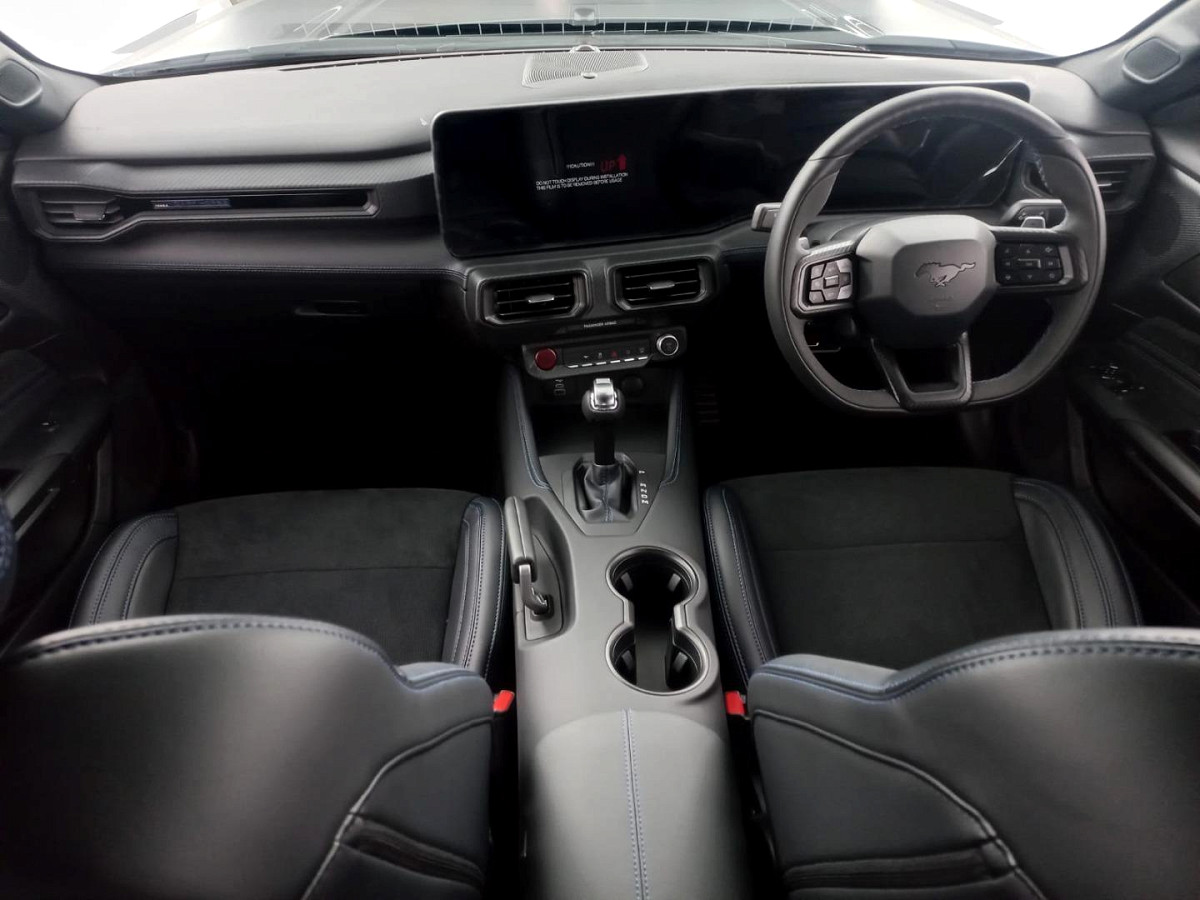 2026 FORD MUSTANG 5.0 DARK HORSE AT
