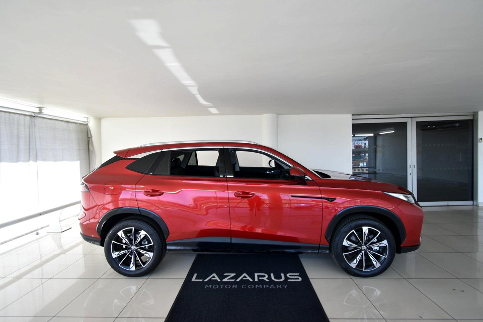 2025 MG HS 1.5T LUXURY AT
