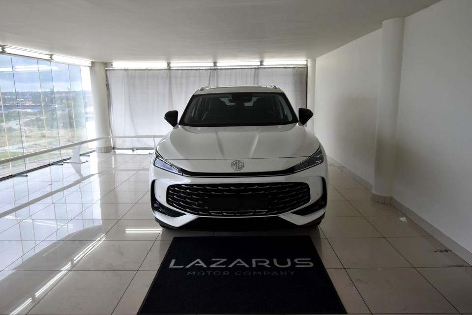 2025 MG HS 1.5T LUXURY AT