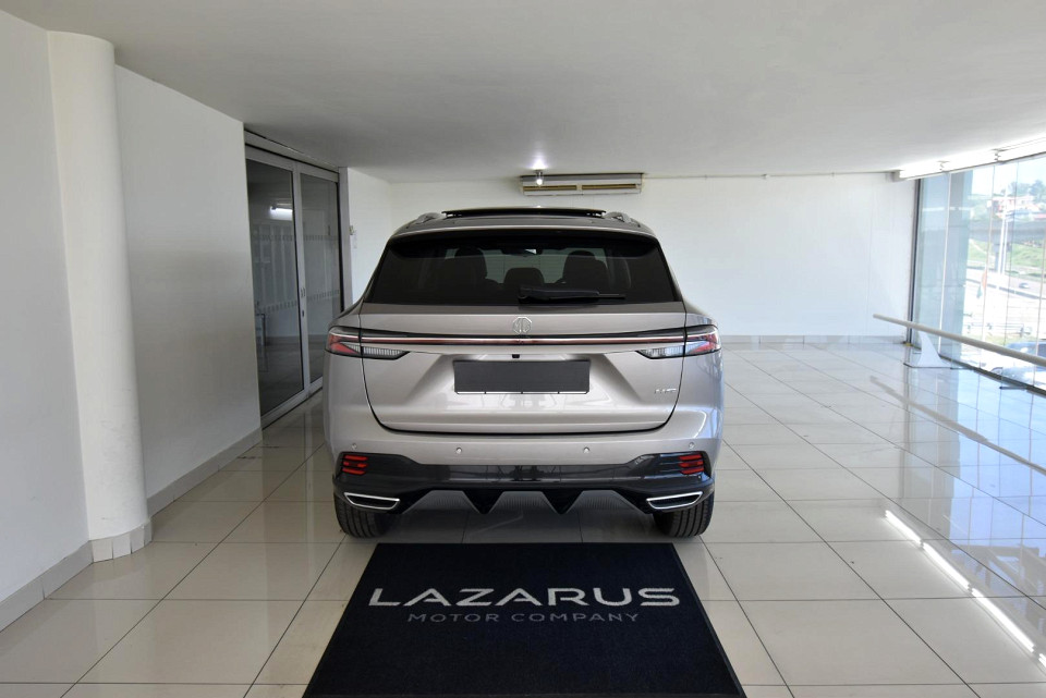 2025 MG HS 1.5T LUXURY AT