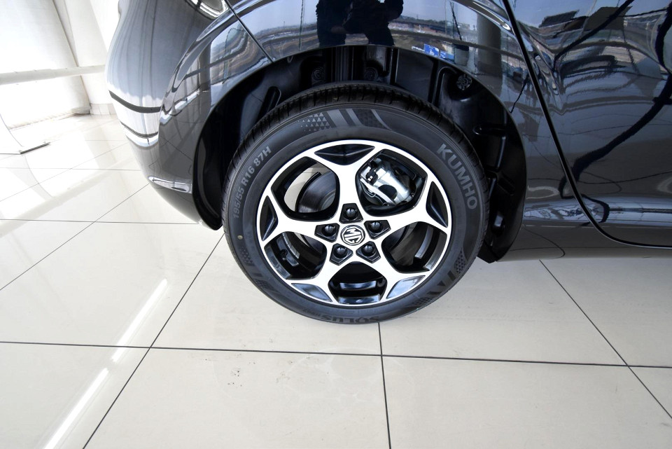 2025 MG MG3 1.5 LUXURY AT