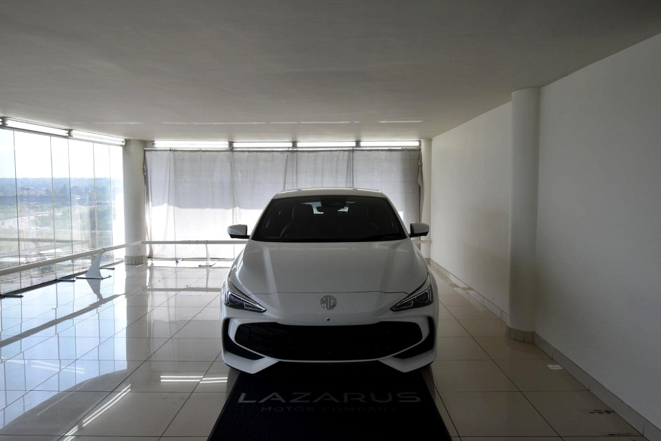 2025 MG MG3 1.5 LUXURY AT