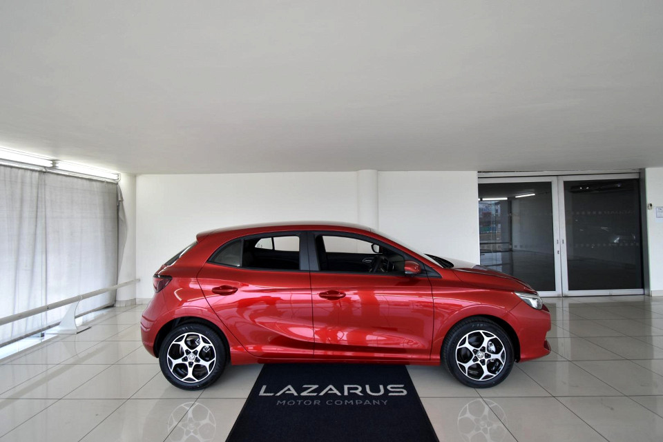 2025 MG MG3 1.5 LUXURY AT