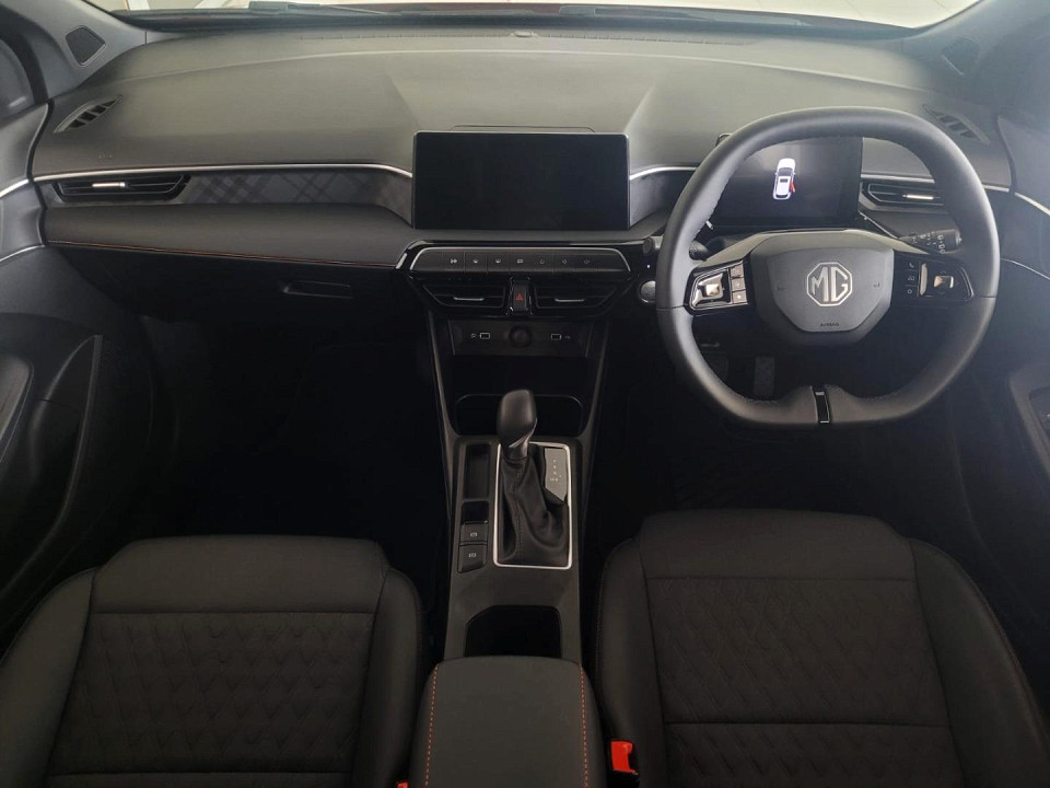 2025 MG MG3 1.5 LUXURY AT