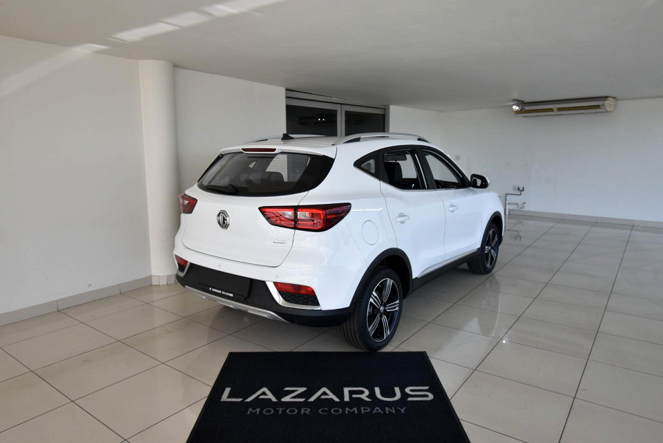 2025 MG ZS 1.5 LUXURY AT