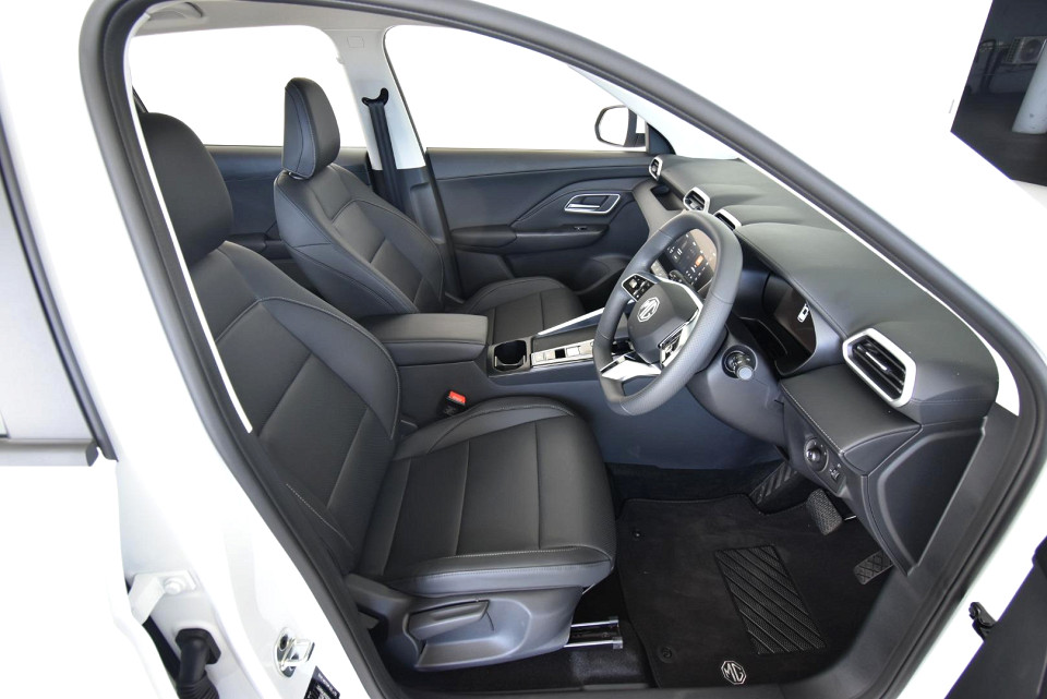 2025 MG ZS PRO 1.5T COMFORT CVT