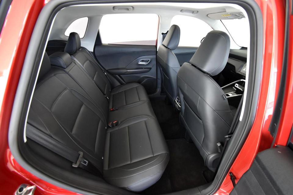 2025 MG ZS PRO 1.5T LUXURY CVT