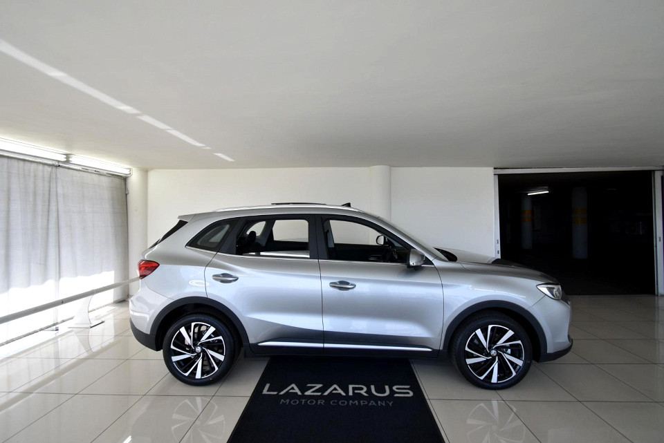 2025 MG ZS PRO 1.5T LUXURY CVT