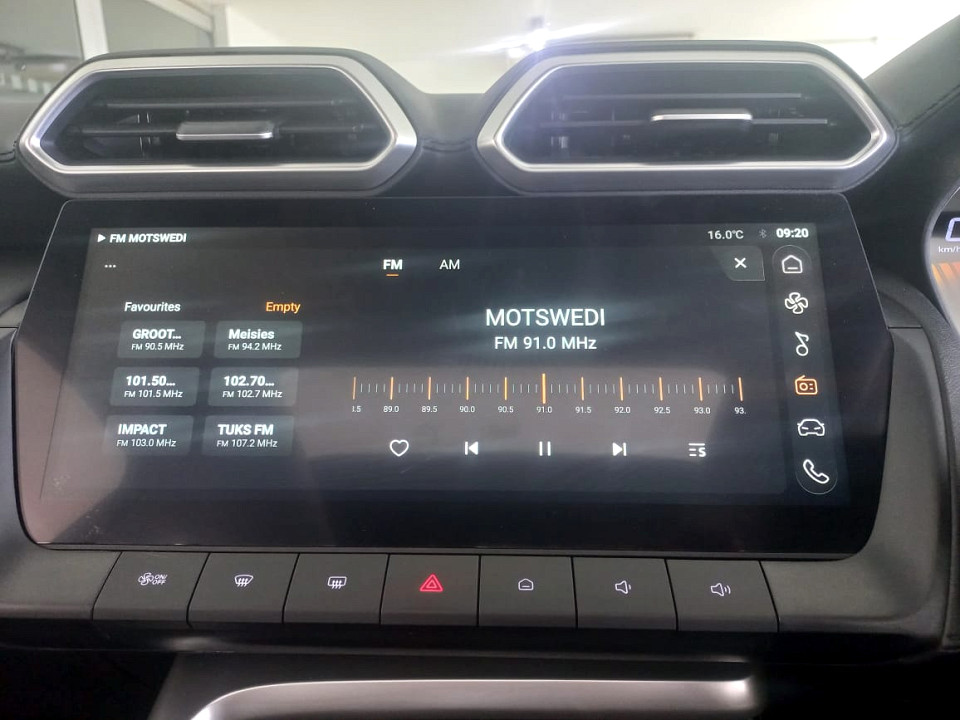 2025 MG ZS PRO 1.5T LUXURY CVT
