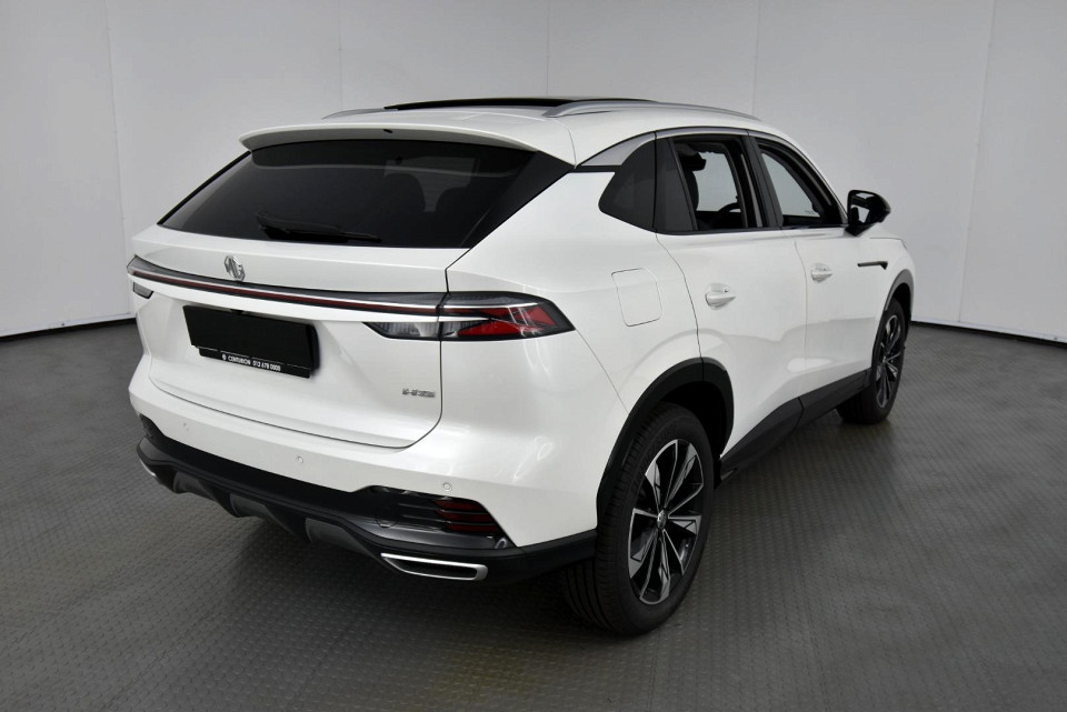 2025 MG HS 2.0T LUXURY AT